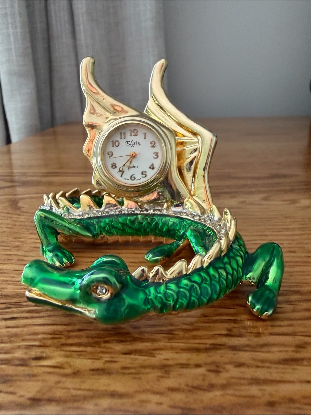 Vintage Elgin Green Dragon Desk
Clock - Excellent Condition, Working w/ New Bat